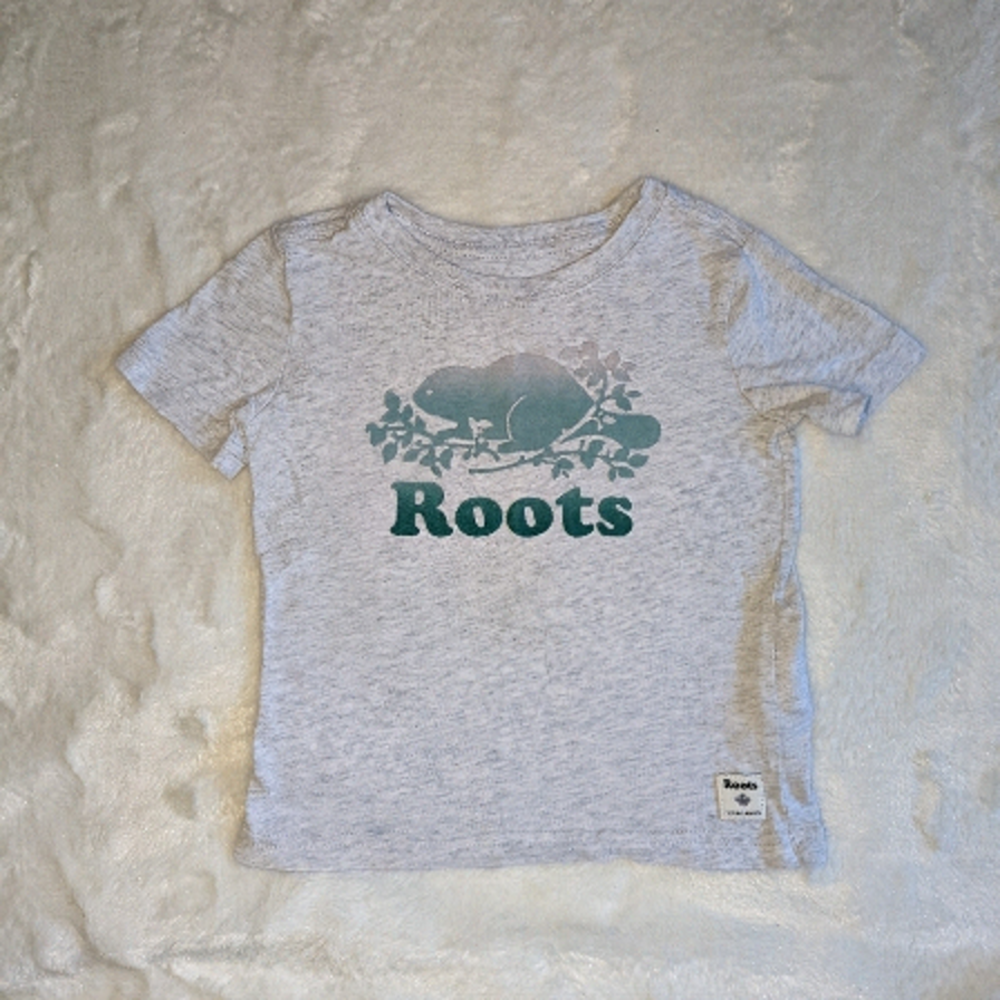 Roots║Classic T shirt║Size 2T